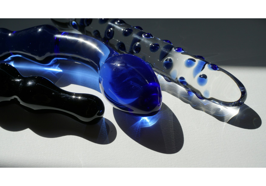 Fallo freddo o caldo: come godere con il dildo in vetro
